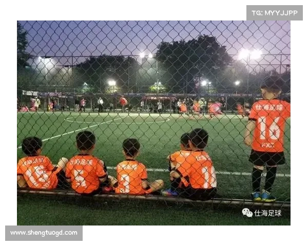 海瑟尔事件揭示的英国足球深层次因素与历史教训